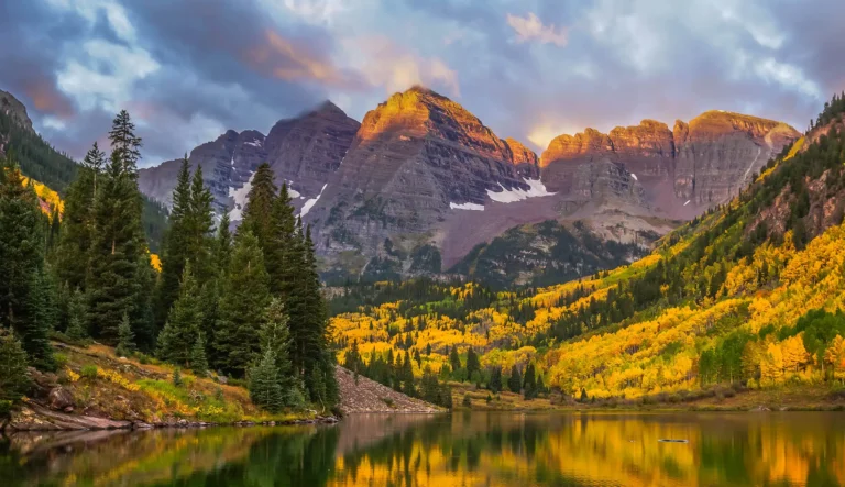 Maroon Bells - Fall Foliage